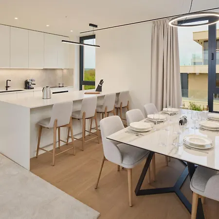 Petram 2 Bedroom By Interhome